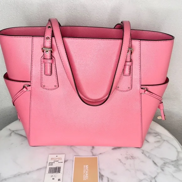 Michael Kors genuine Voyager Large soft Leather Tote BagTea Rose NWT
